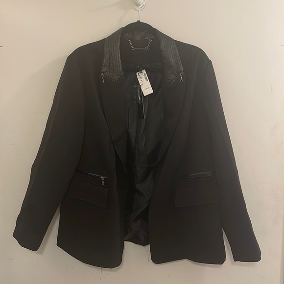 Addition Elle mixed media black blazer Size: 18 - Picture 1 of 9